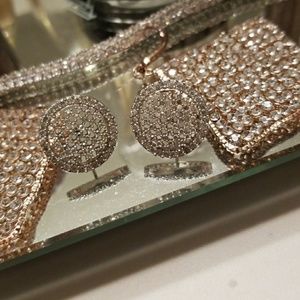 🎀Pave Round Diamond CZ Earrings 🎀